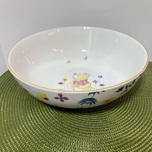 Disney Winnie the Pooh with Flowers Serving Bowl NWT